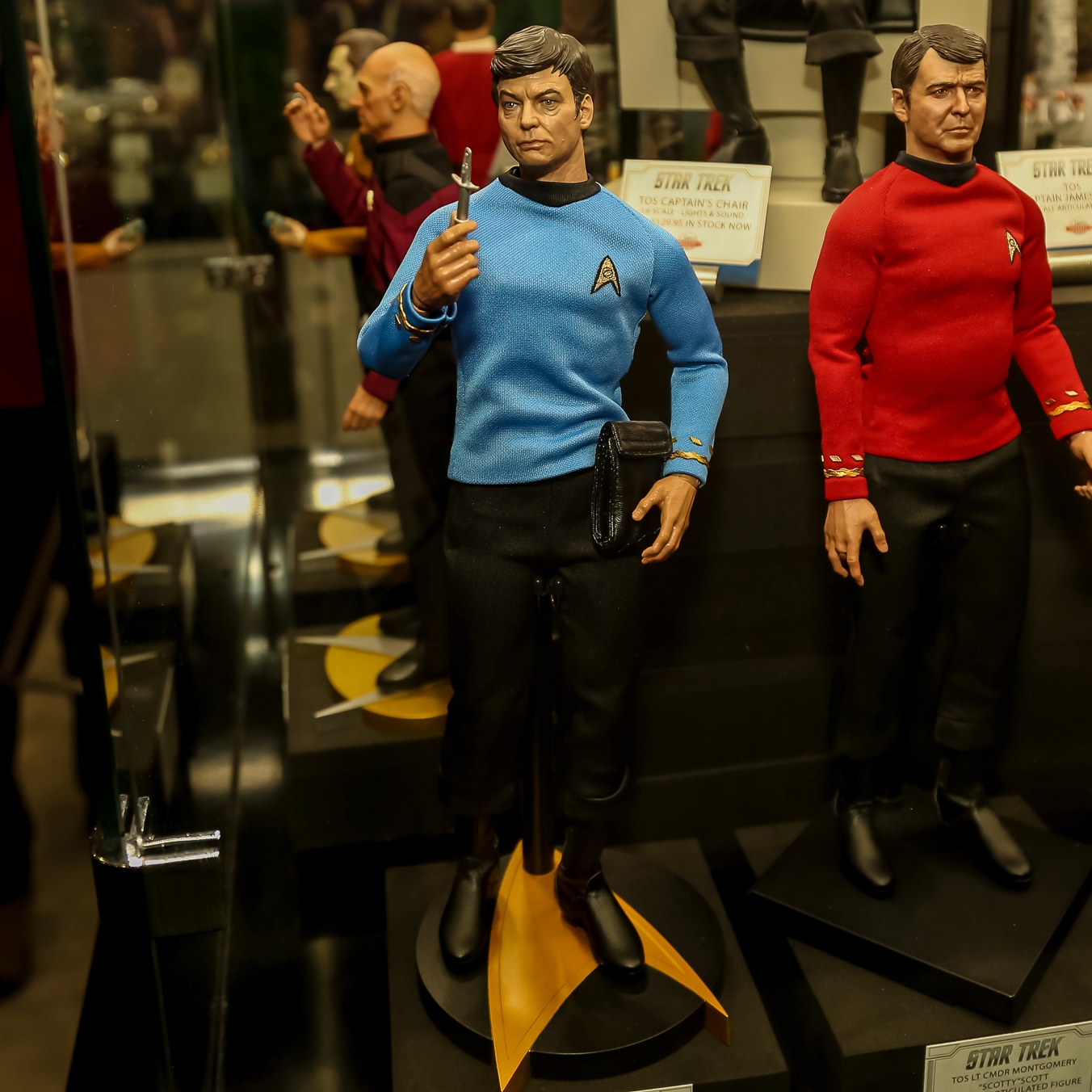 2018-International-Toy-Fair-QMx-Quantum-Mechanix-013.jpg
