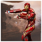 Hot-Toys-MMS473D23-Avengers-Infinity-War-Iron-Man-Collectible-Figure-011.jpg