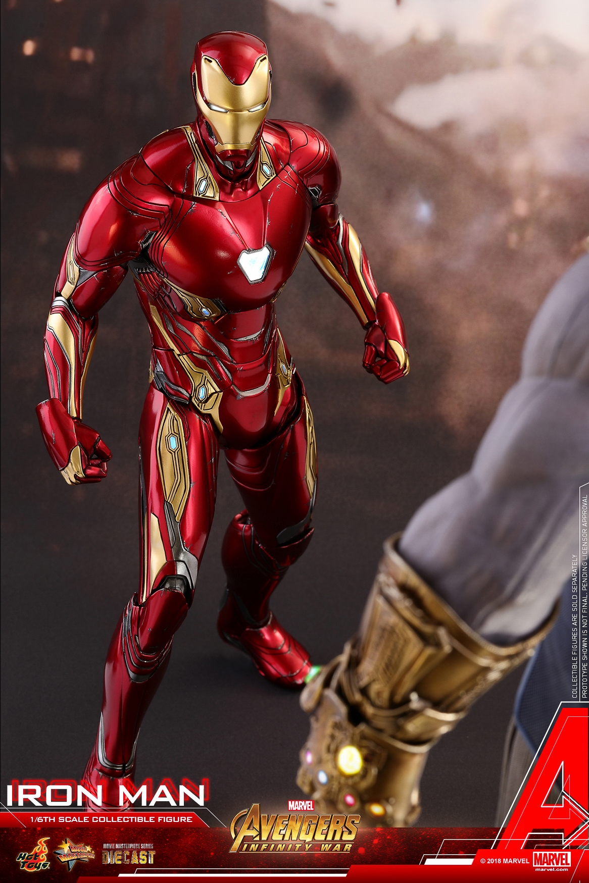 Hot-Toys-MMS473D23-Avengers-Infinity-War-Iron-Man-Collectible-Figure-014.jpg