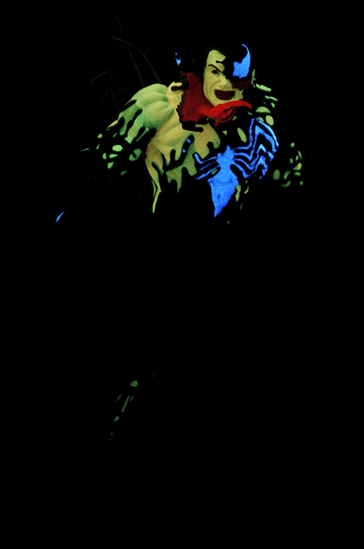 NYCC_GiD_Venom_Glow.jpg