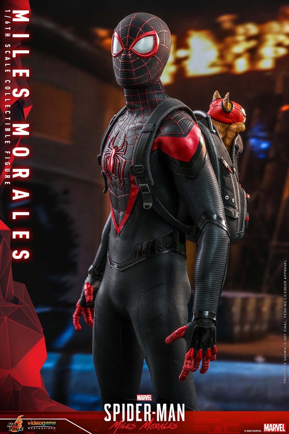 Hot Toys - SMMM - Miles Morales collectible figure_PR10.jpg