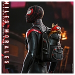 Hot Toys - SMMM - Miles Morales collectible figure_PR9.jpg