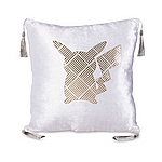 Pokemon_Winter_Wonders_Throw_Pillow_(White)_Product_Image.jpg