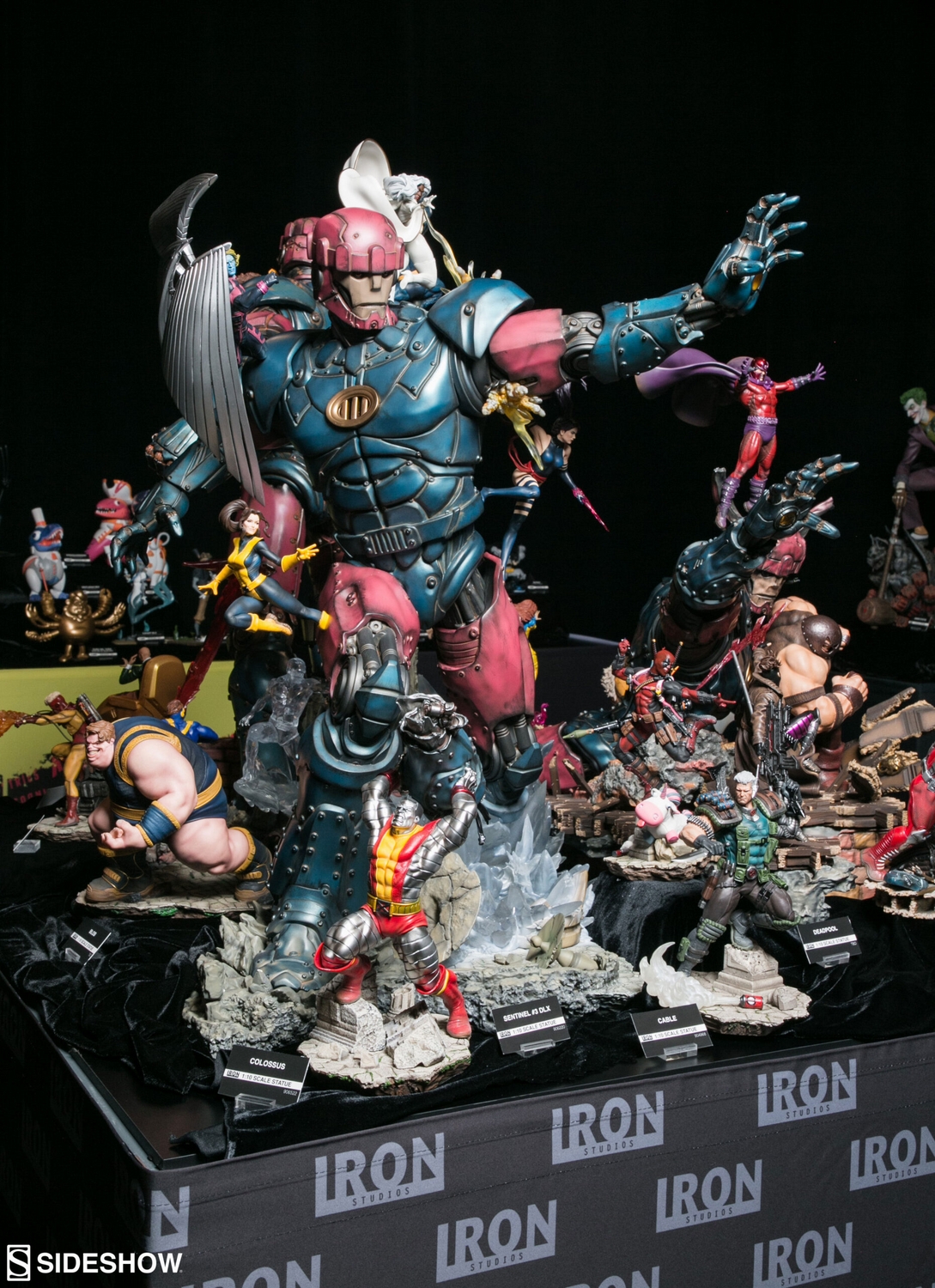 Iron-Studios-Marvel-Collectibles-Sideshow-Con-2020-6-scaled.jpg