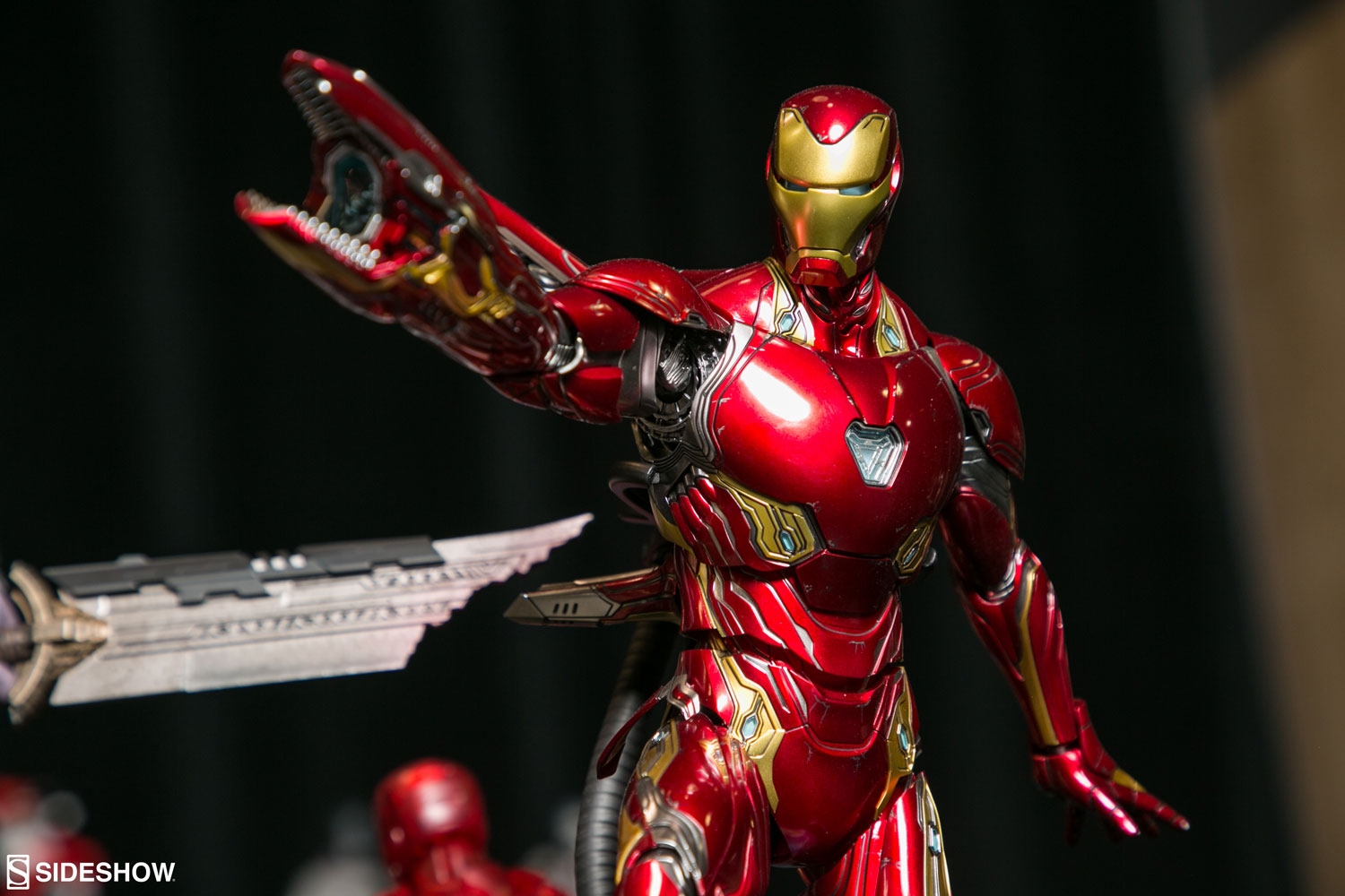 Sideshow-Con-2020-Hot-Toys-Collectibles-10.jpg