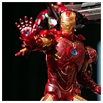 Sideshow-Con-2020-Hot-Toys-Collectibles-30.jpg