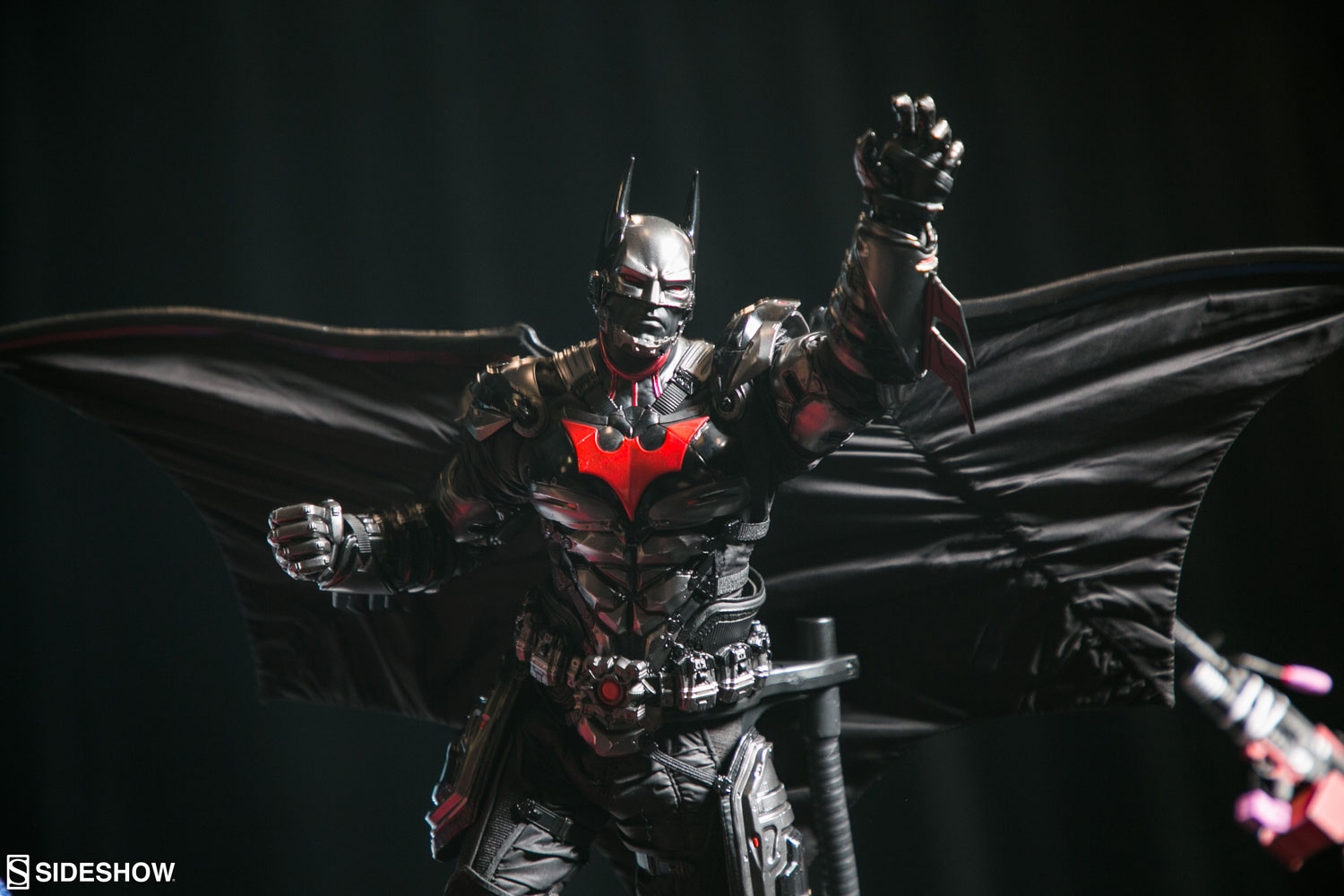 Sideshow-Con-2020-Hot-Toys-Collectibles-7-1.jpg