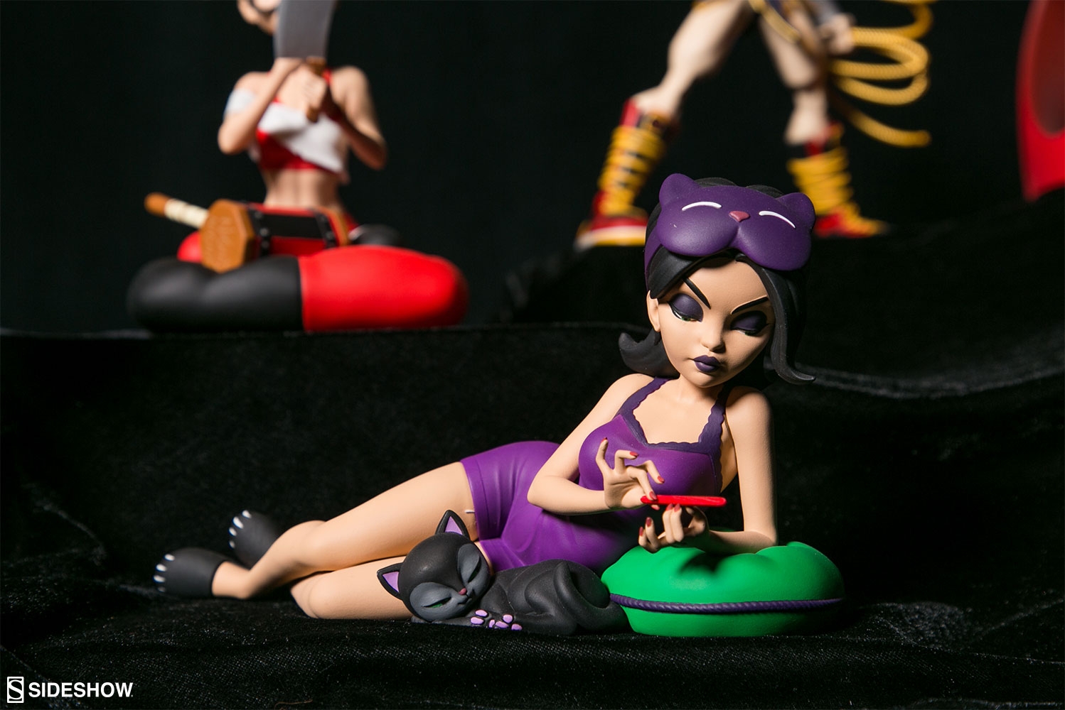 Sideshow-Con-2020-Unruly-Industries-DC-Comics-Collectibles-1 (1).jpg