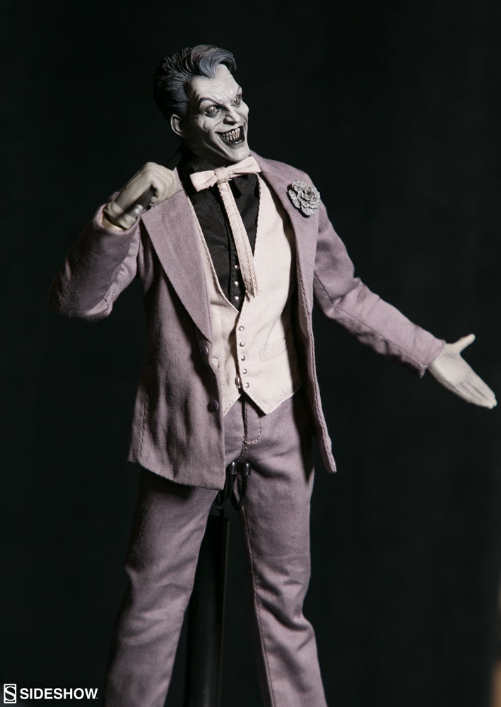 Sideshow-DC-Comics-Collectibles-5-1.jpg