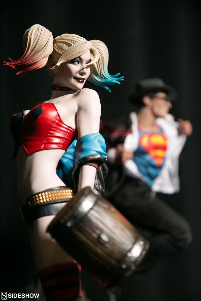Sideshow-DC-Comics-Collectibles-6.jpg
