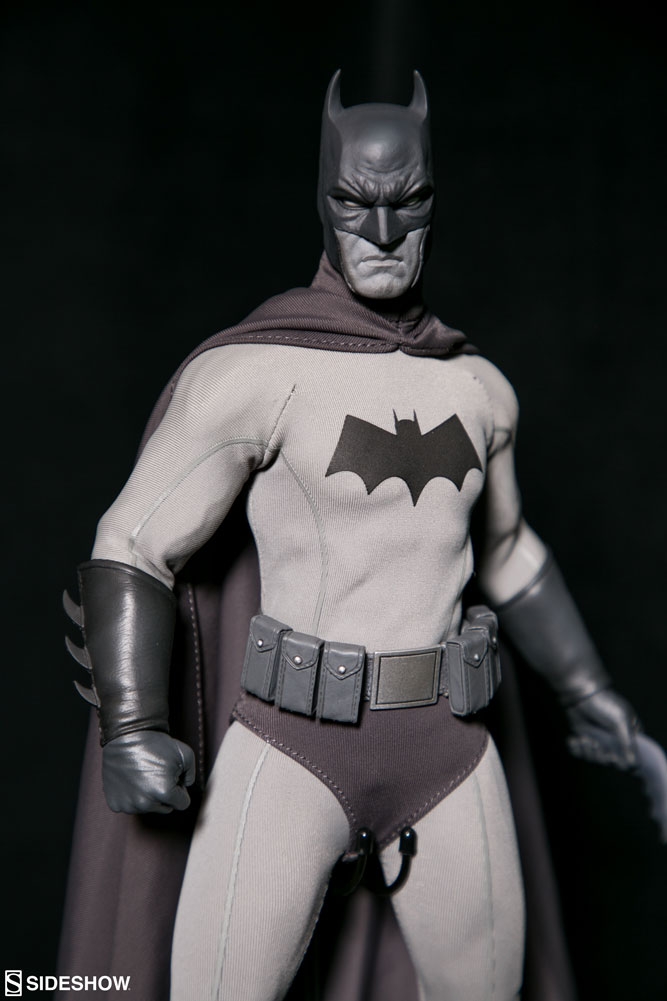 Sideshow-DC-Comics-Collectibles-7-1.jpg