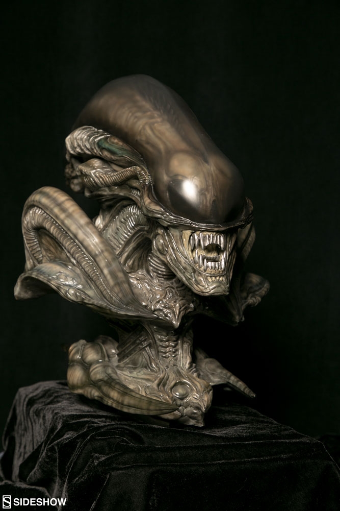 Sideshow-Con-2020-Alien-and-Predator-4.jpg