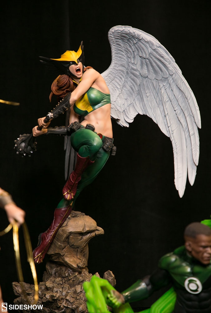 Sideshow-Con-2020-DC-Comics-Collectibles-8-1.jpg