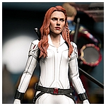 black-widow-taskmaster-marvel-hot-toys-sideshow-con-2020-09.jpg