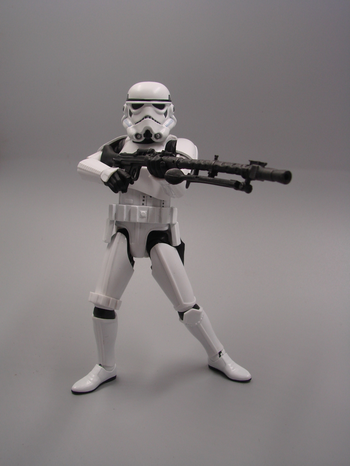 StormtrooperGreyRIfle.jpg