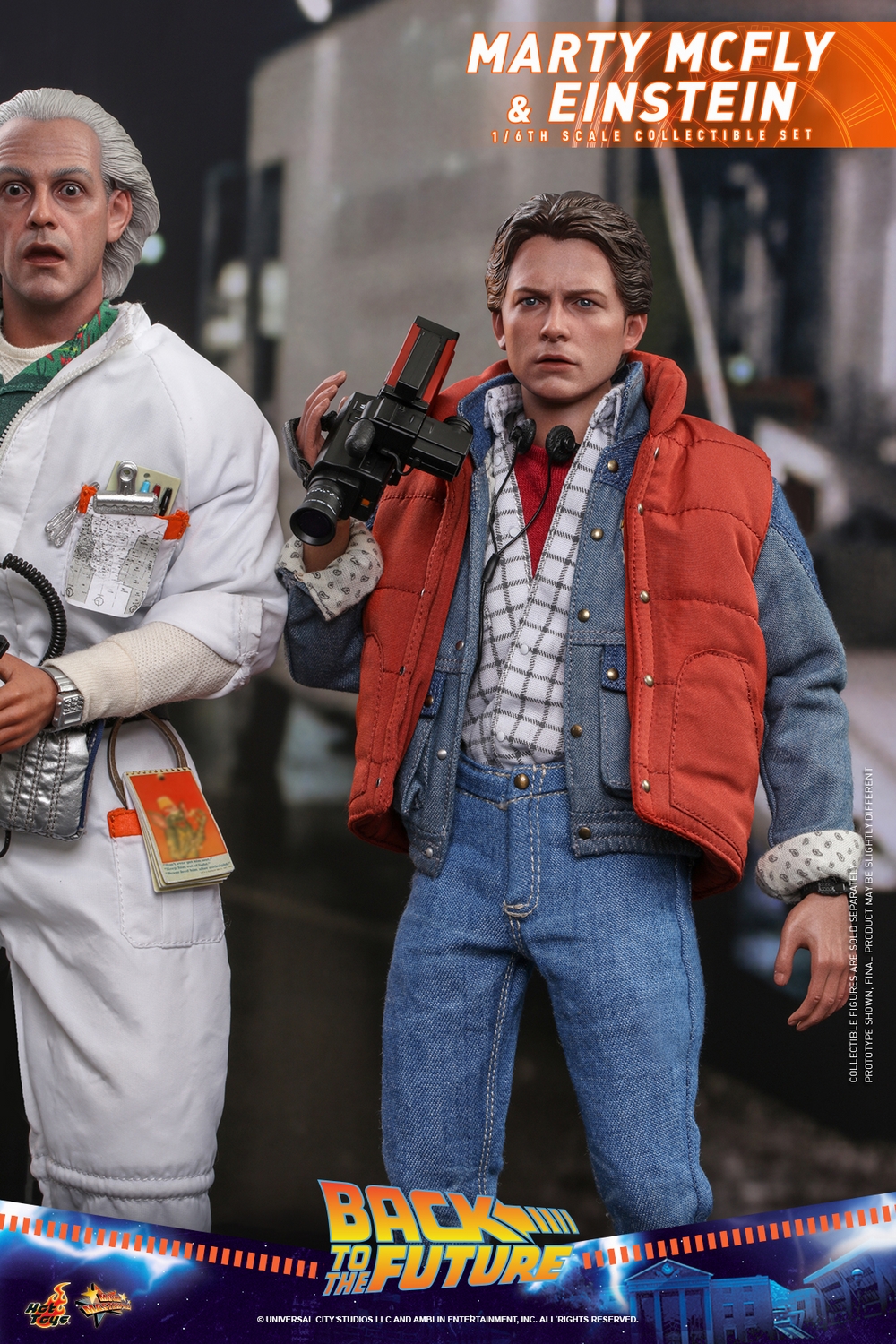 Hot Toys - BTTFI - Marty McFly and Einstein collectible set_PR11.jpg