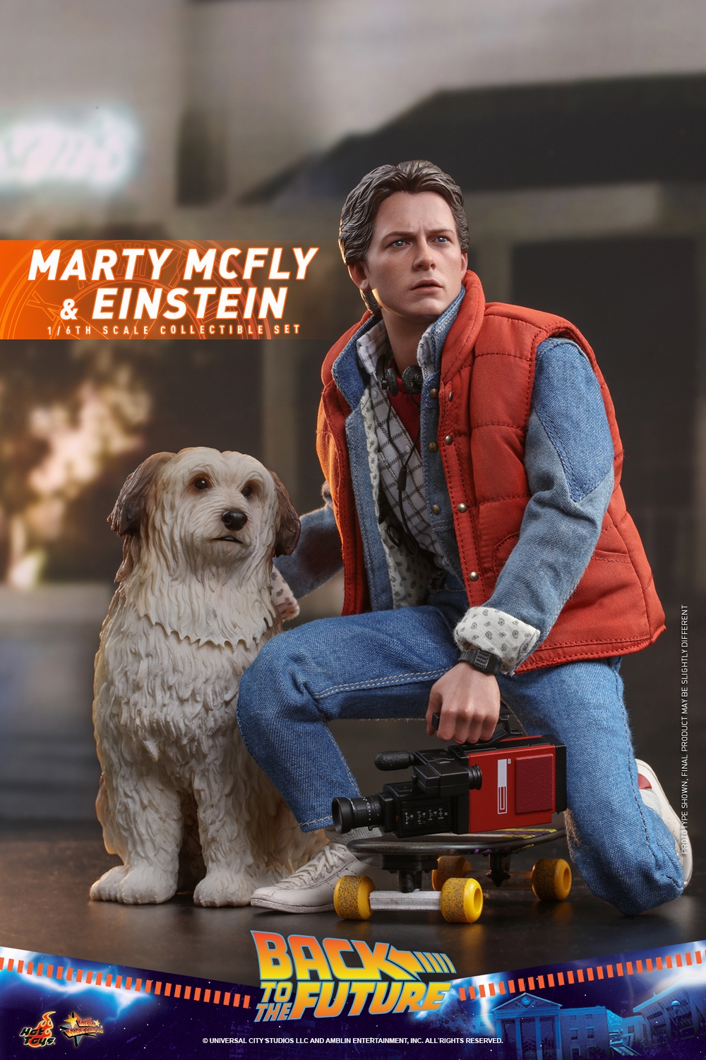 Hot Toys - BTTFI - Marty McFly and Einstein collectible set_PR2.jpg