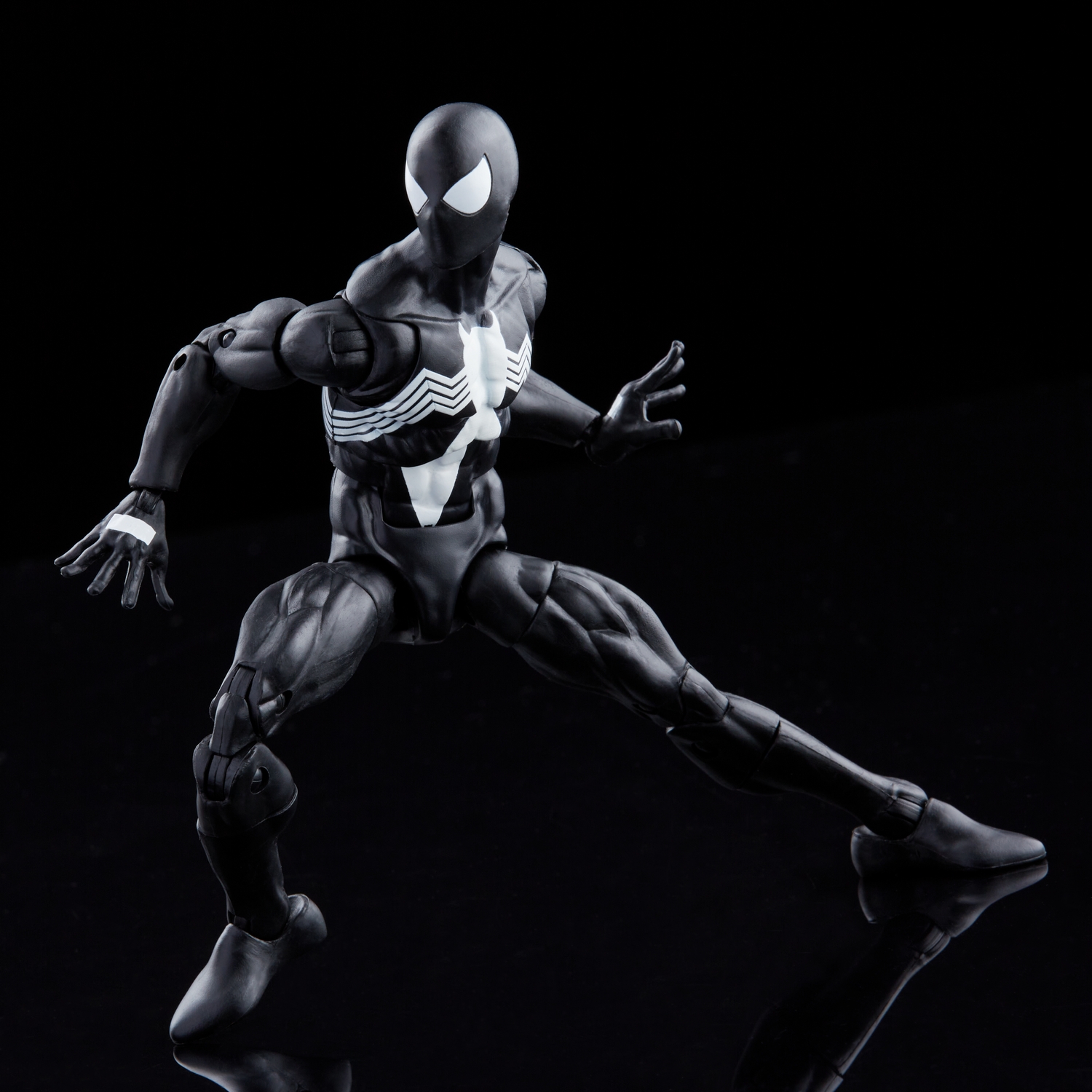 MARVEL LEGENDS SERIES 6-INCH SYMBIOTE SPIDER-MAN Figure 3.jpg