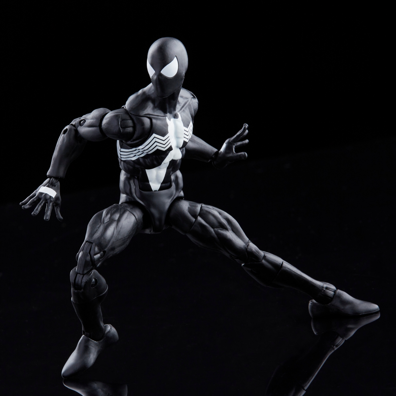 MARVEL LEGENDS SERIES 6-INCH SYMBIOTE SPIDER-MAN Figure 4.jpg