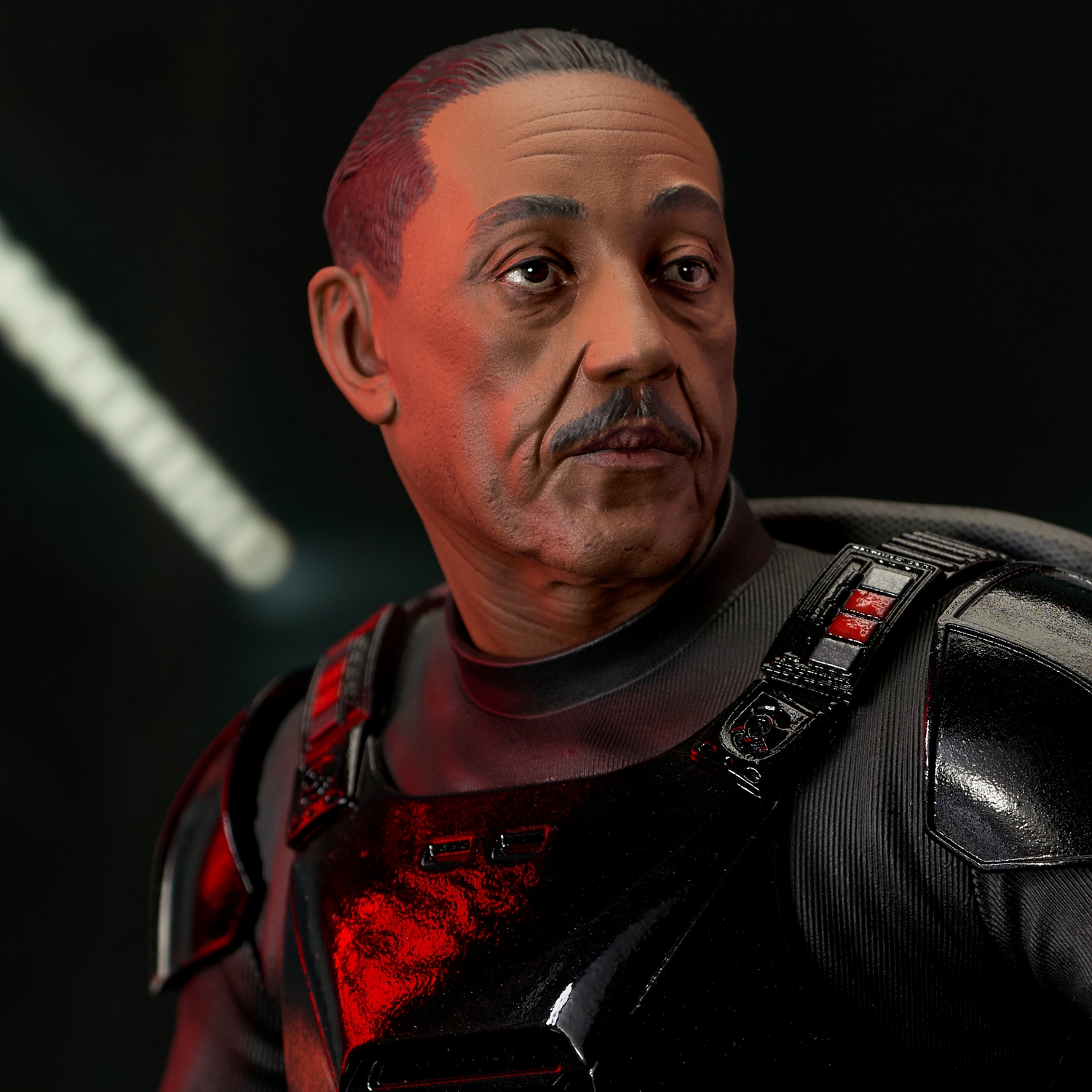 Mando_MoffGideon_Bust_09.jpg