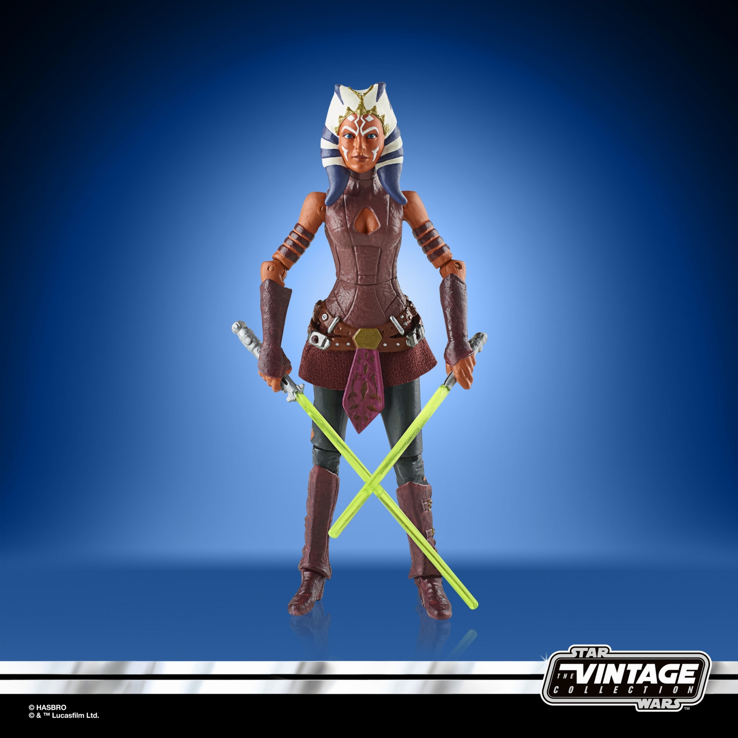 STAR WARS THE VINTAGE COLLECTION 3.75-INCH AHSOKA Figure_oop 5.jpg