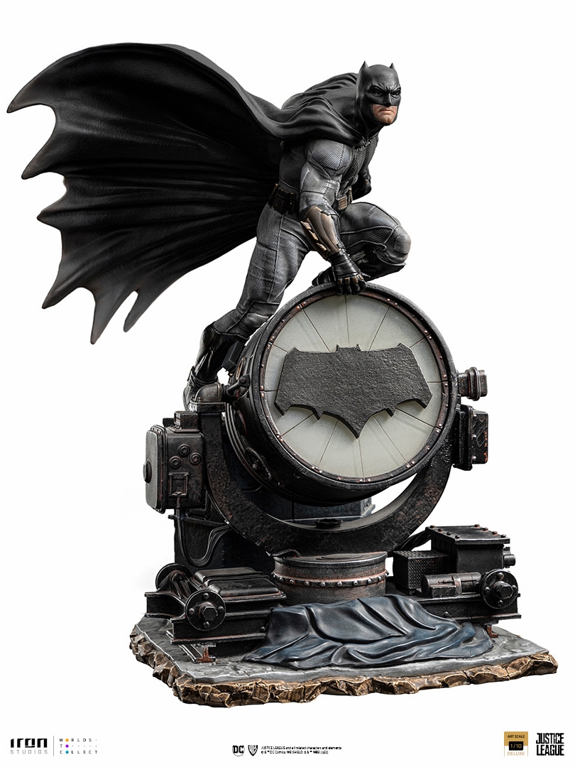 ZSJL-Batman-on-Batsignal-DLX-Art-Scale-1-10-white-low.jpg