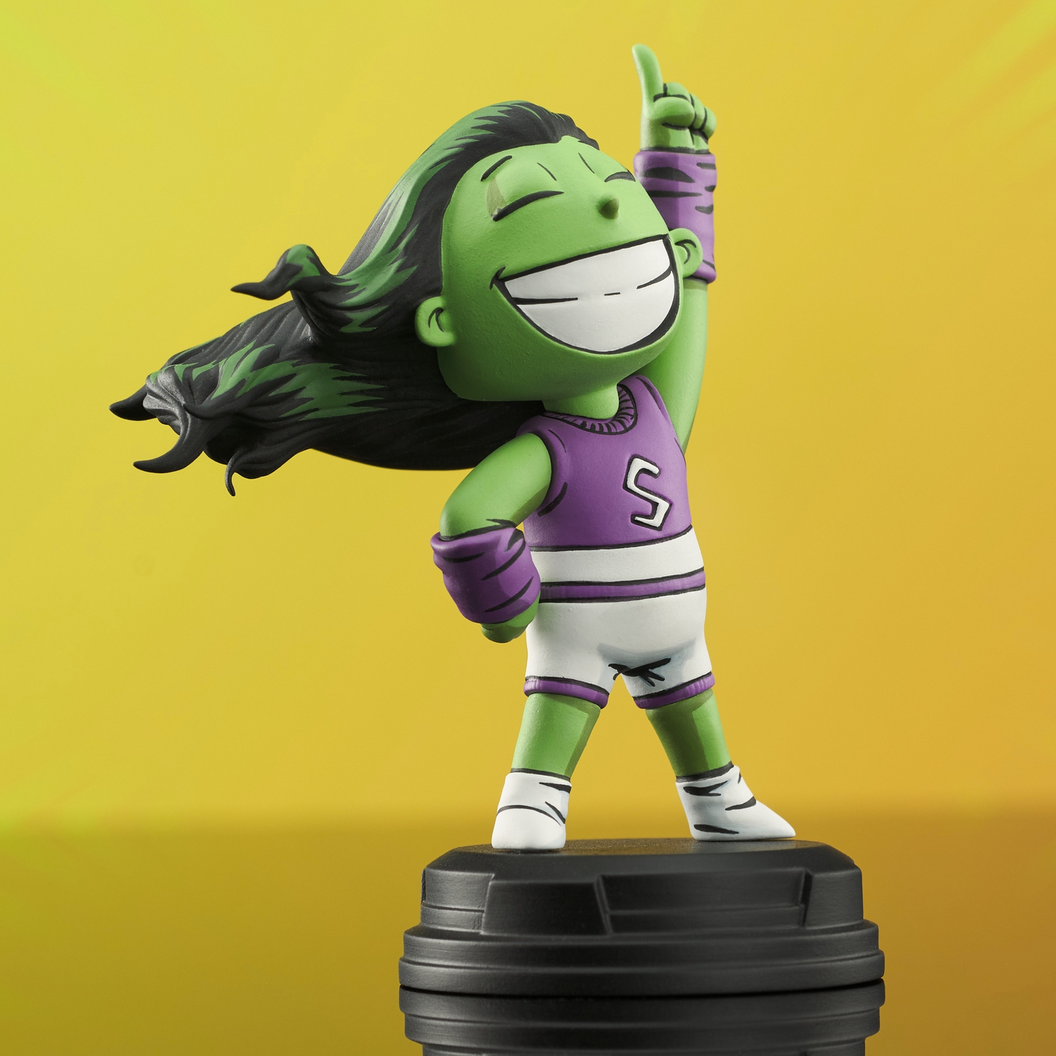 Marvel_SheHulk_AnimatedStatue_03.jpg