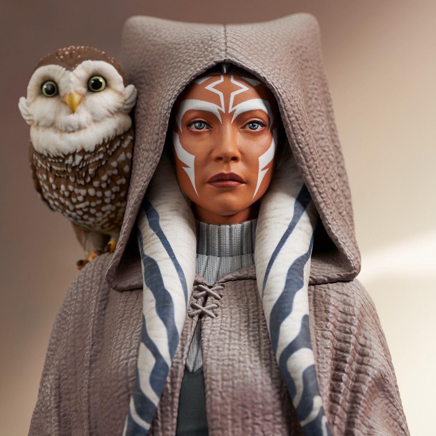 Rebels_Ahsoka_Bust_07.jpg