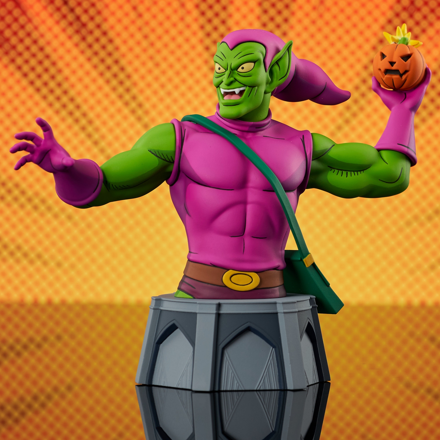 Marvel_GreenGoblin_Bust_02.jpg