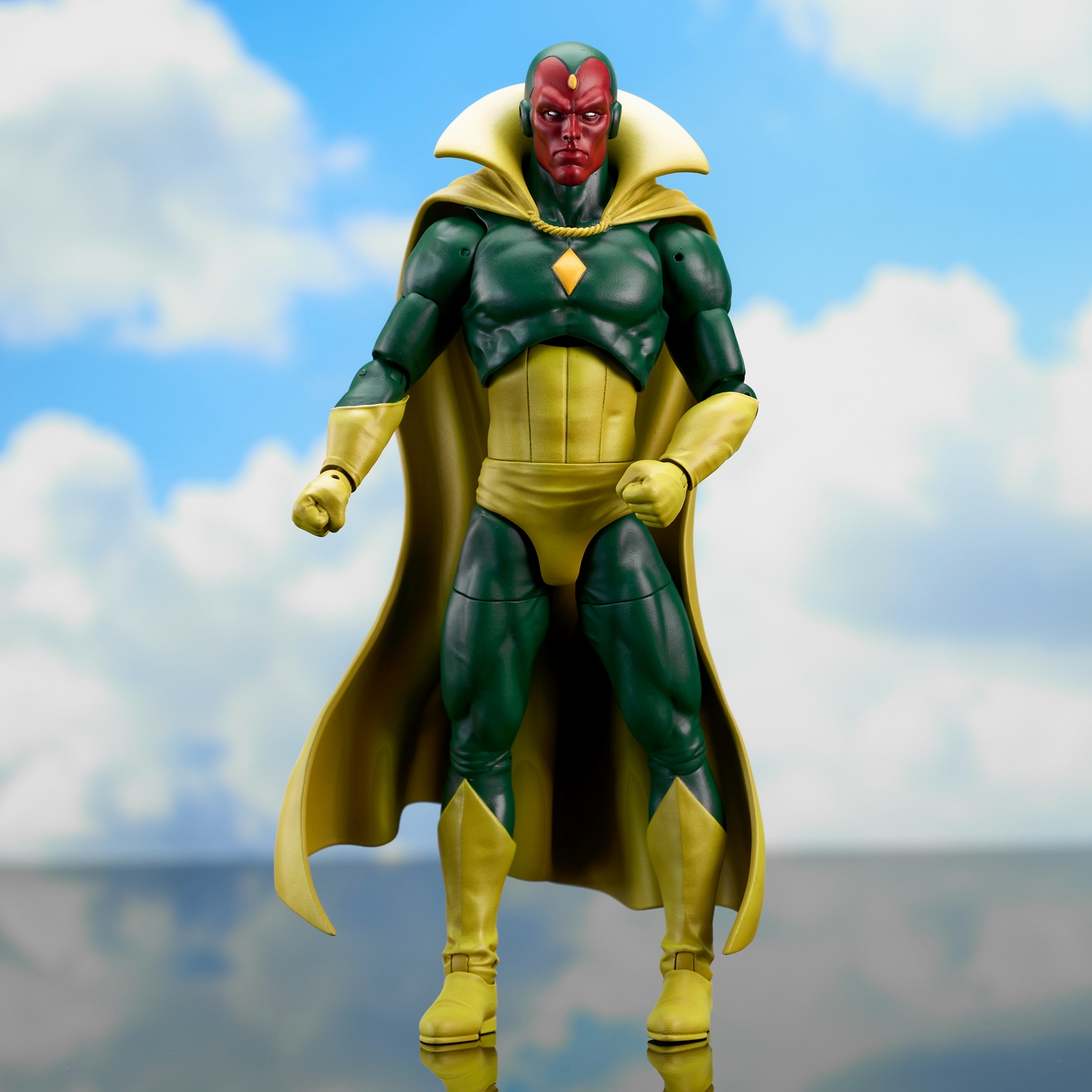 Marvel_Vision_ActionFigure_07.jpg