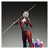 harley-quinn-premium-format-figure_dc-comics_gallery_632e34a57a89c.jpg