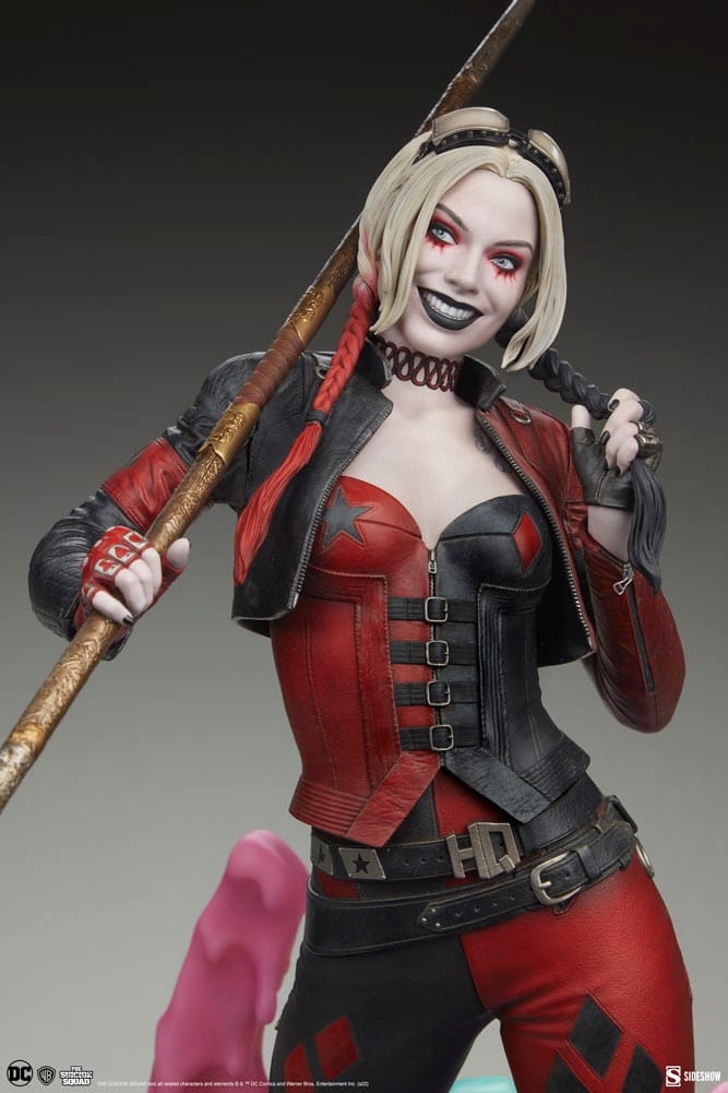 harley-quinn-premium-format-figure_dc-comics_gallery_632e34a6a2a5c.jpg