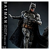 batman-tactical-batsuit-version_dc-comics_gallery_6323a78cddce2.jpg