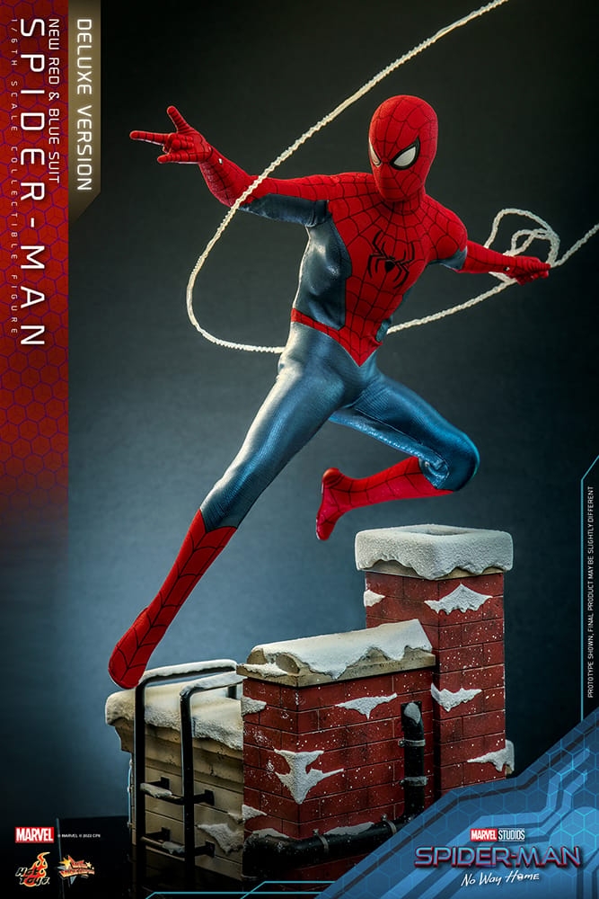 spider-man-new-red-and-blue-suit-deluxe-version_marvel_gallery_639cb42f49e04.jpg