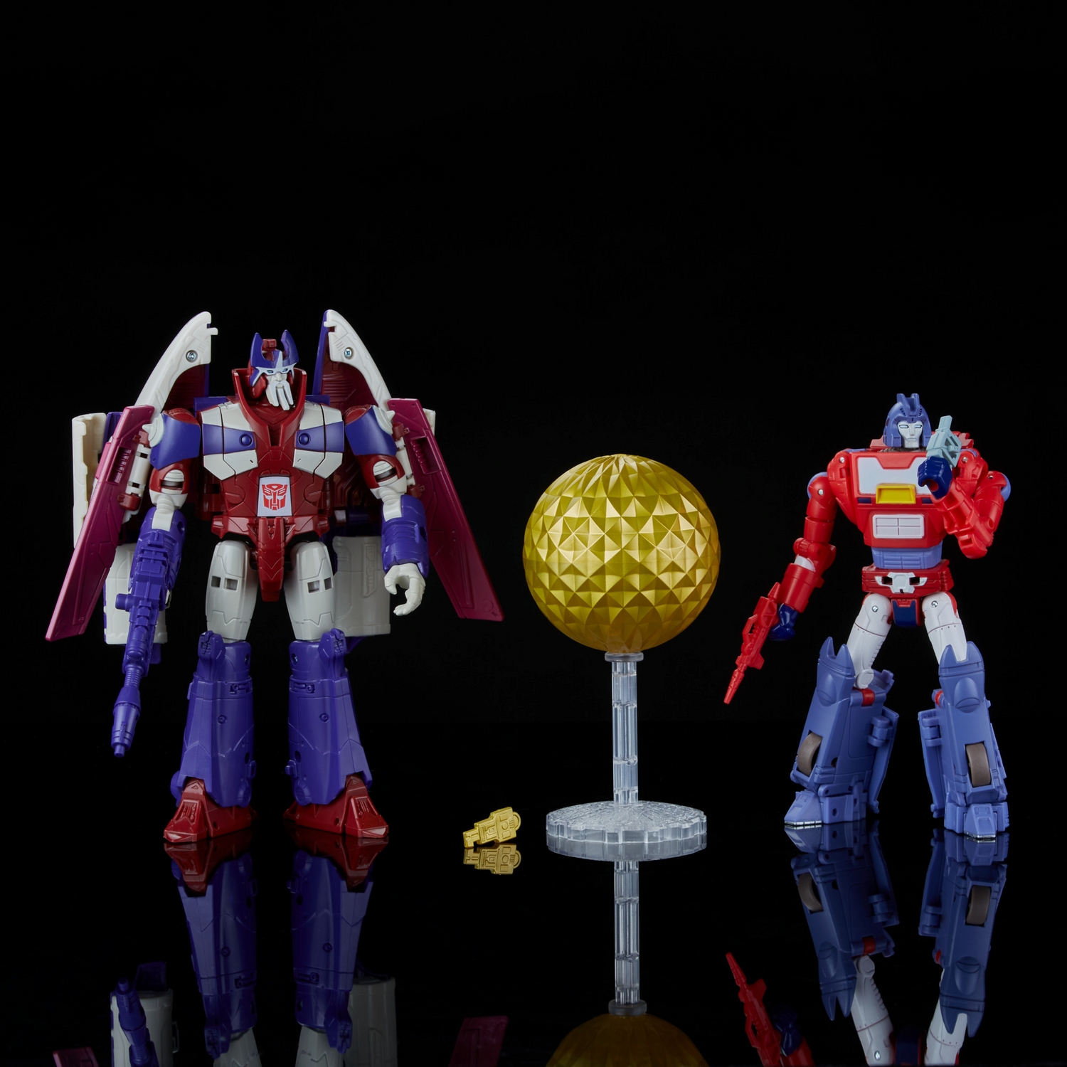 Transformers Legacy A Hero is Born Alpha Trion and Orion Pax 2-Pack  1.jpg