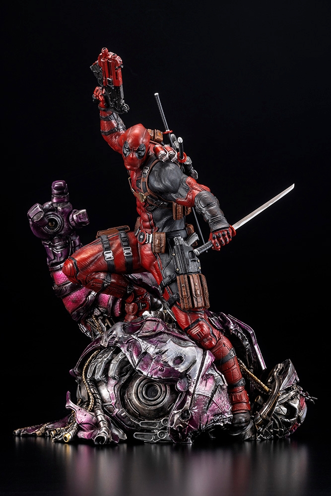 MK362_DEADPOOL_FASSS_02.jpg