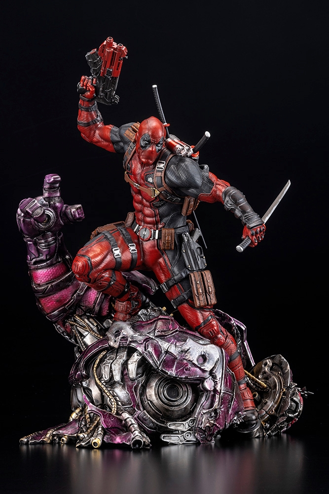 MK362_DEADPOOL_FASSS_09.jpg