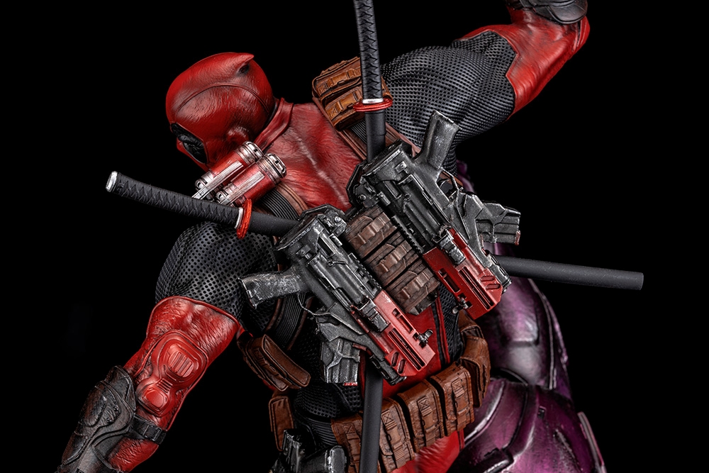 MK362_DEADPOOL_FASSS_16.jpg