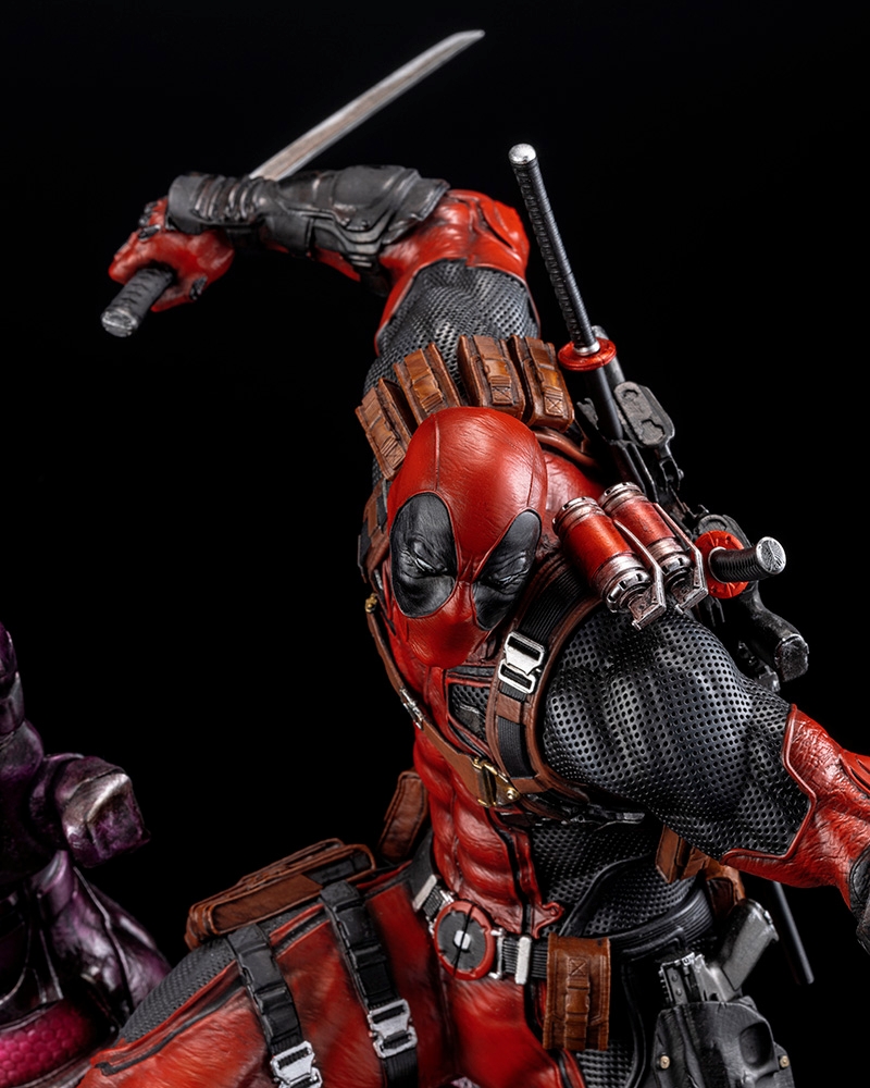 MK362_DEADPOOL_FASSS_22.jpg