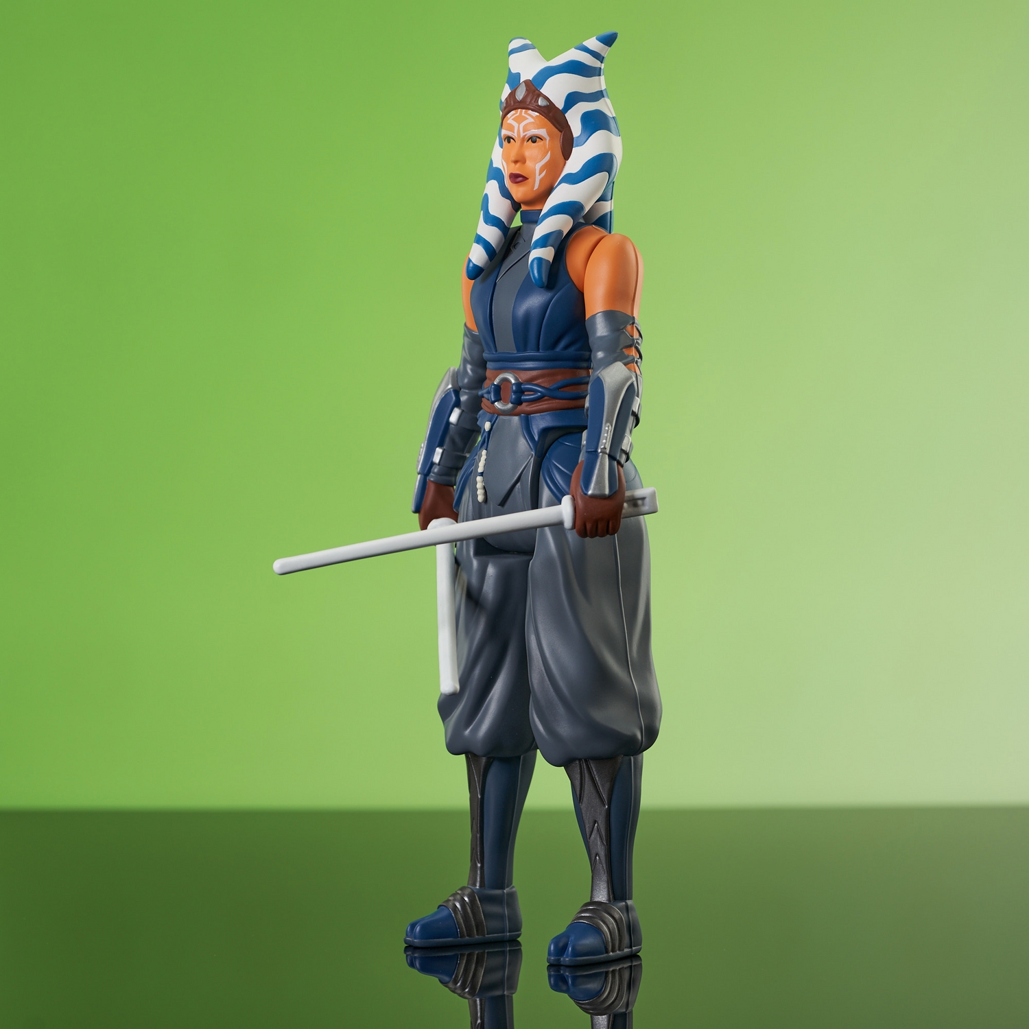 SW_JumboAhsoka_AF_03.jpg