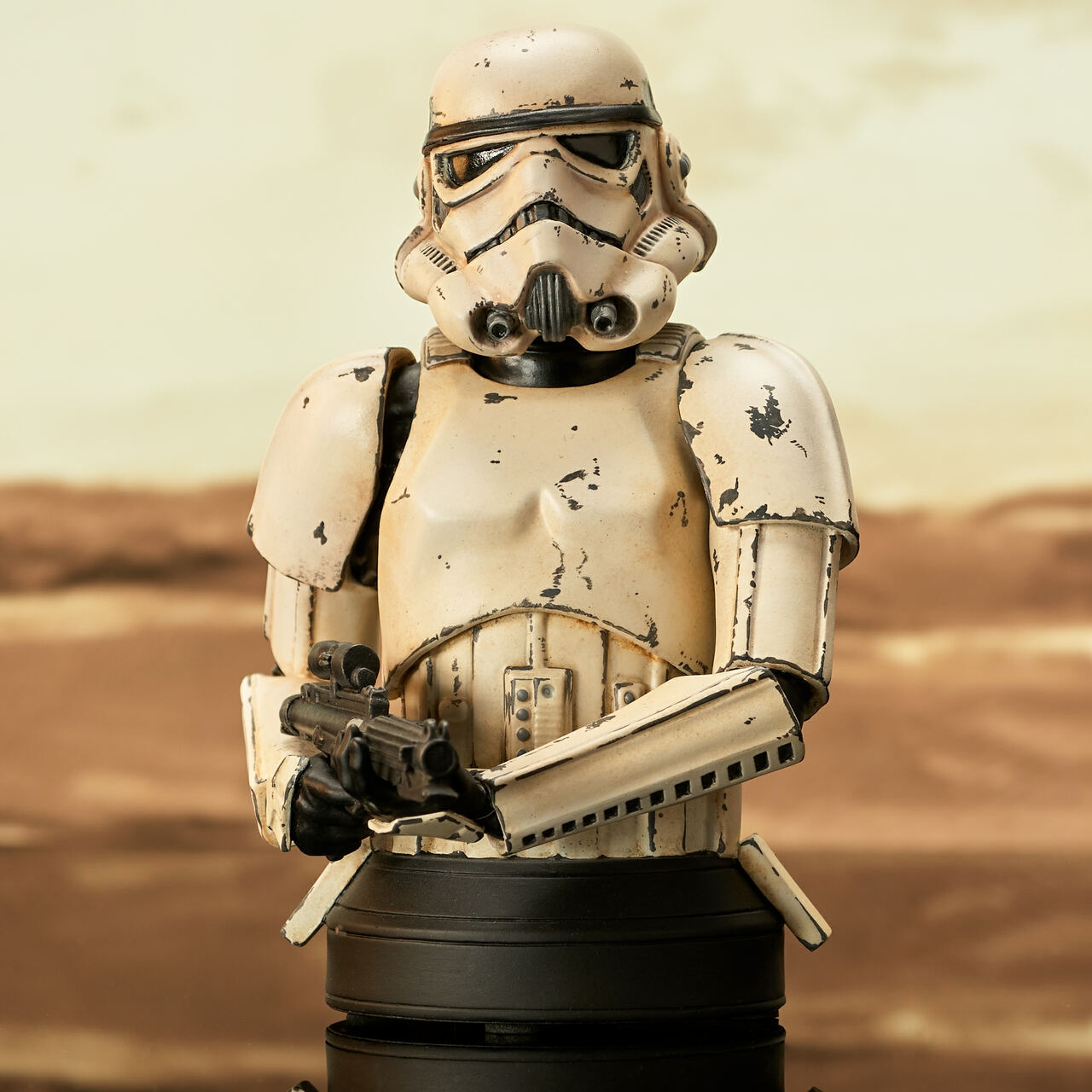 Mando_RemnantTrooper_Bust_02__44523.1652915168.jpg
