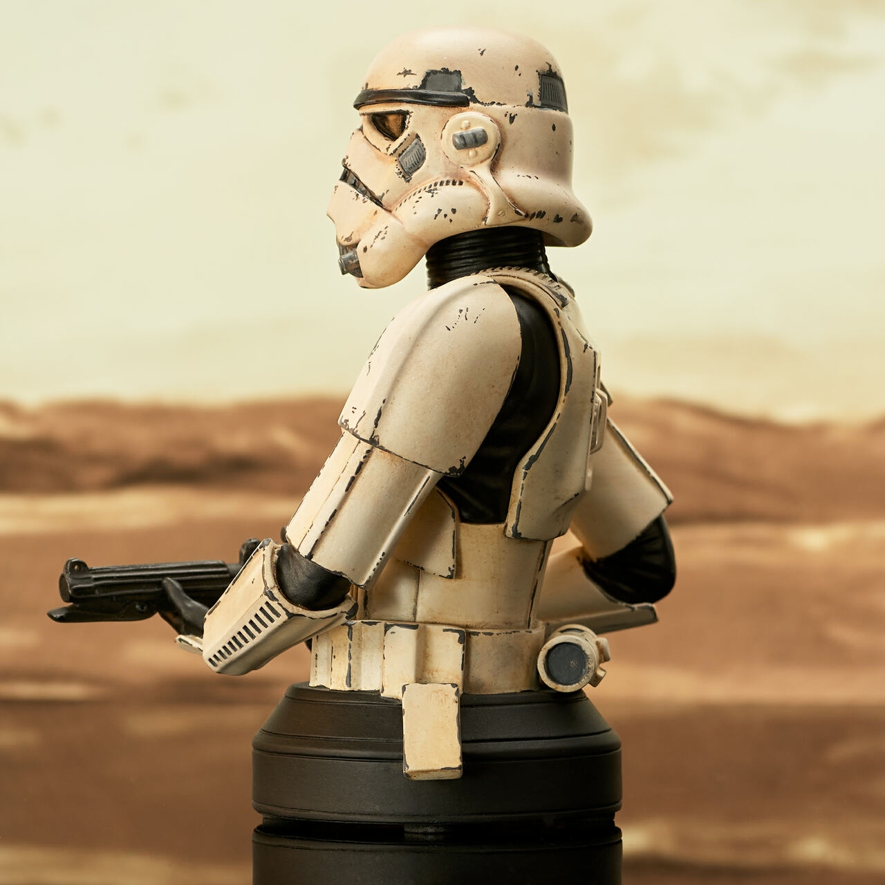 Mando_RemnantTrooper_Bust_05__28606.1652915168.jpg