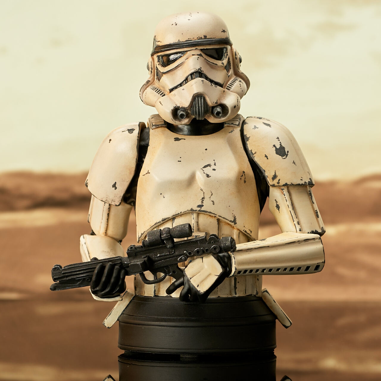 Mando_RemnantTrooper_Bust_06__96575.1652915169.jpg