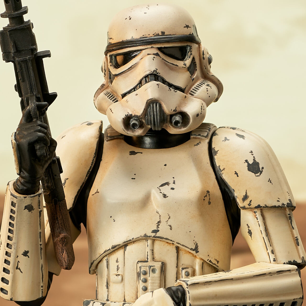 Mando_RemnantTrooper_Bust_10__57038.1652915169.jpg