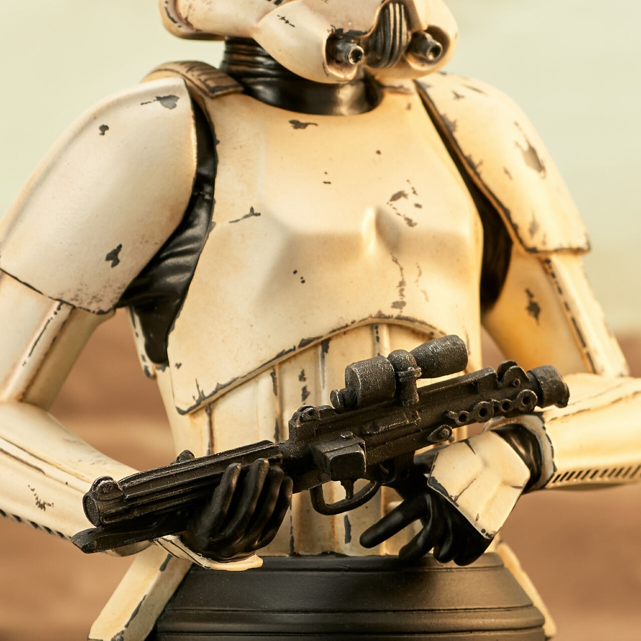 Mando_RemnantTrooper_Bust_13__51274.1652915170.jpg