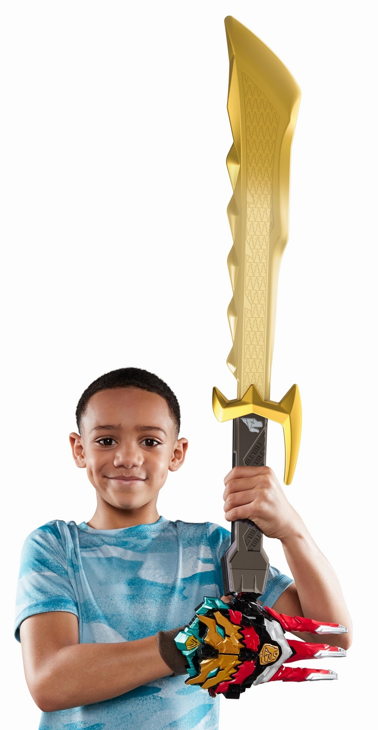 F5327_LS_PRG_DNF_MEGAFURY_SABER_746.jpg