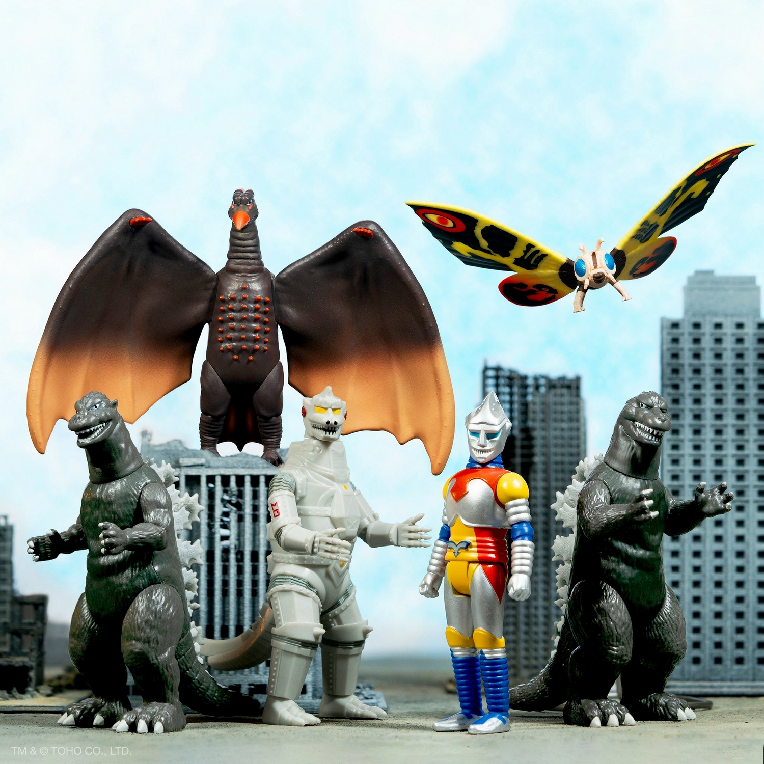 RE-TOHO_W1_GROUP_HERO_2048.jpg