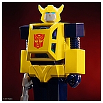 SC-Transformers_Bumblebee_FullColor_hero4_2048_2048x2048.jpg