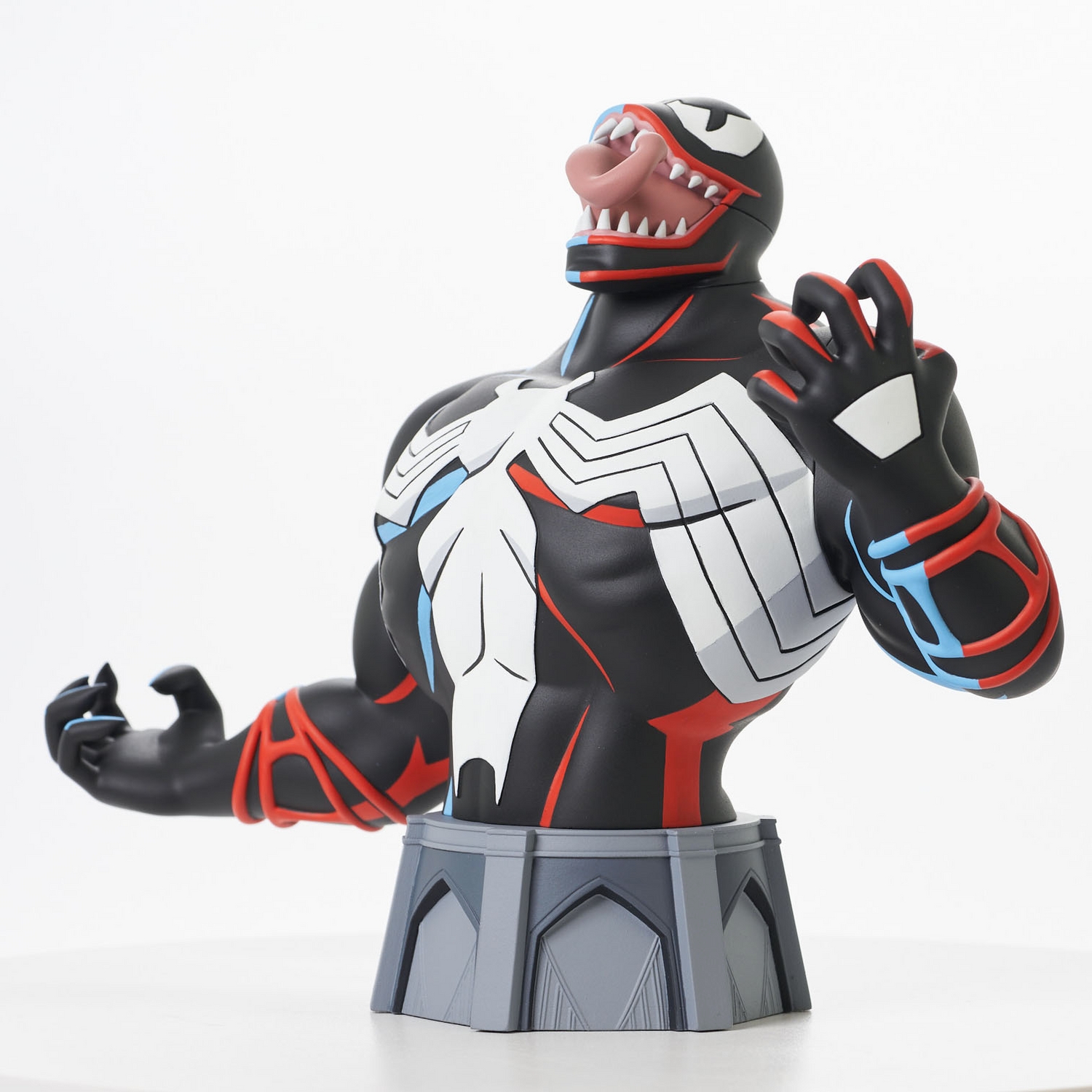 Marvel_AnimatedVenom_Bust_03 (1).jpg