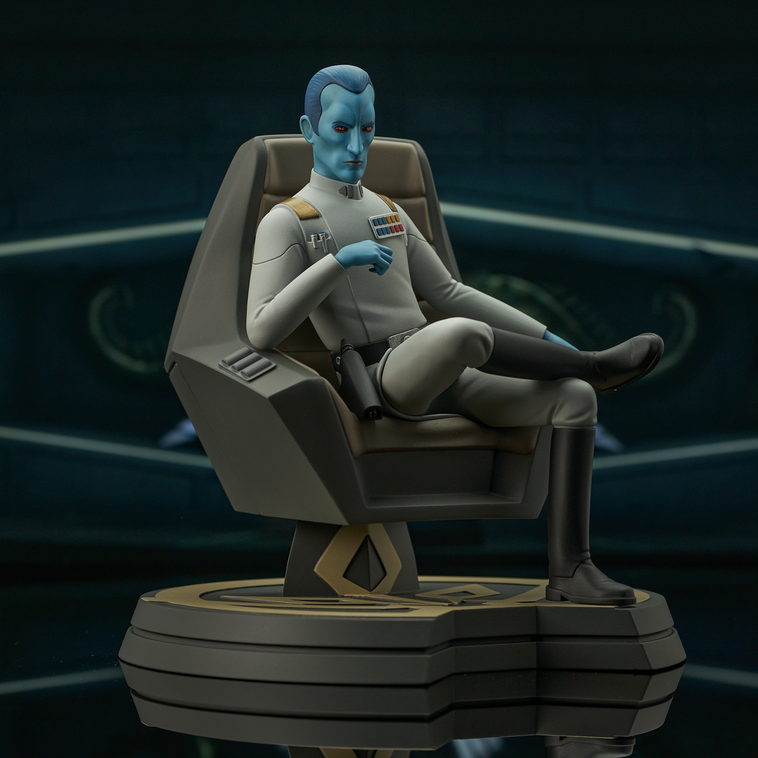 Rebels_ThrawnOnThrown_Premier_02 (1).jpg